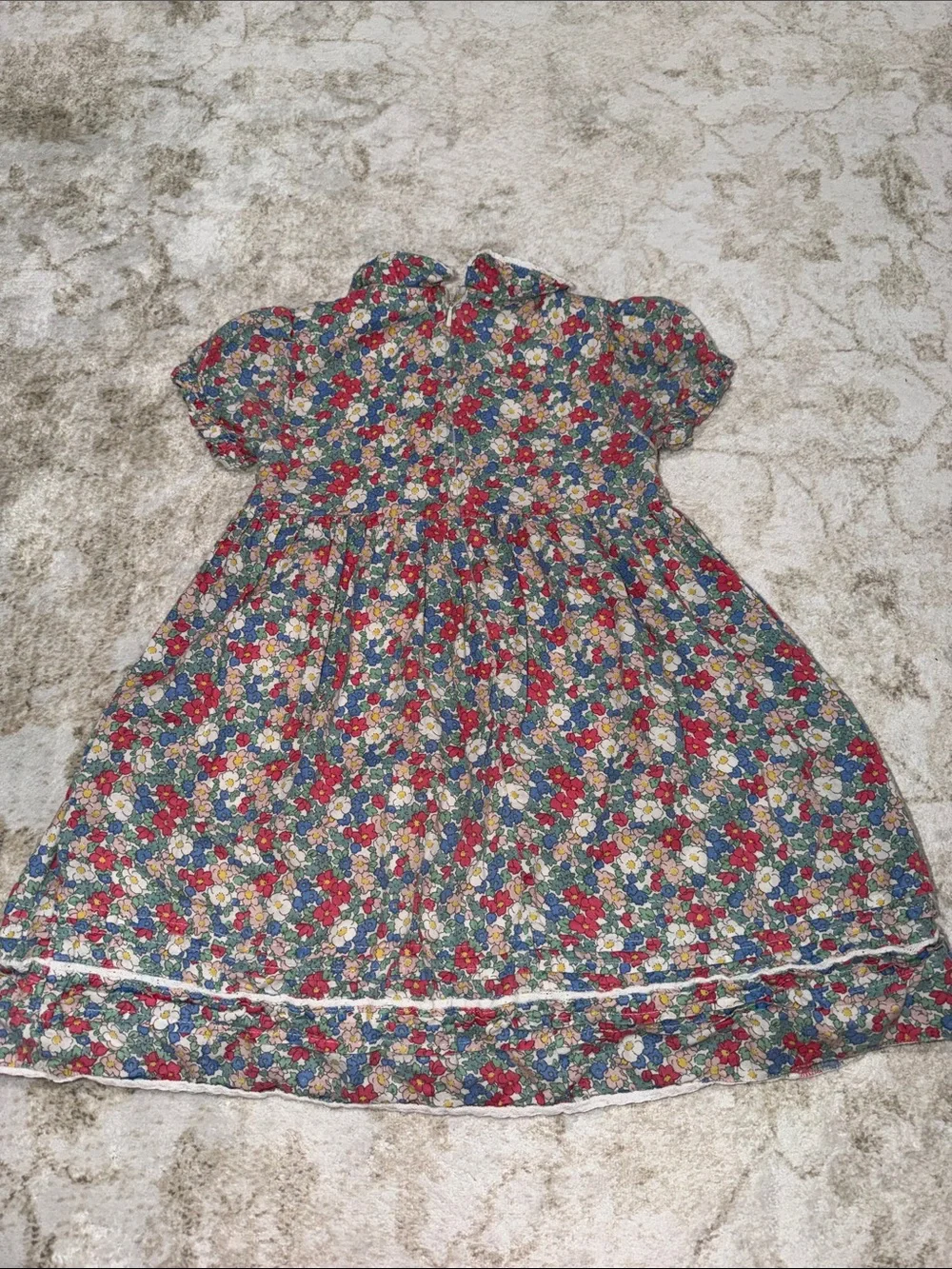 Mini Boden Girls Floral Puff-Sleeve Dress in Multicolor